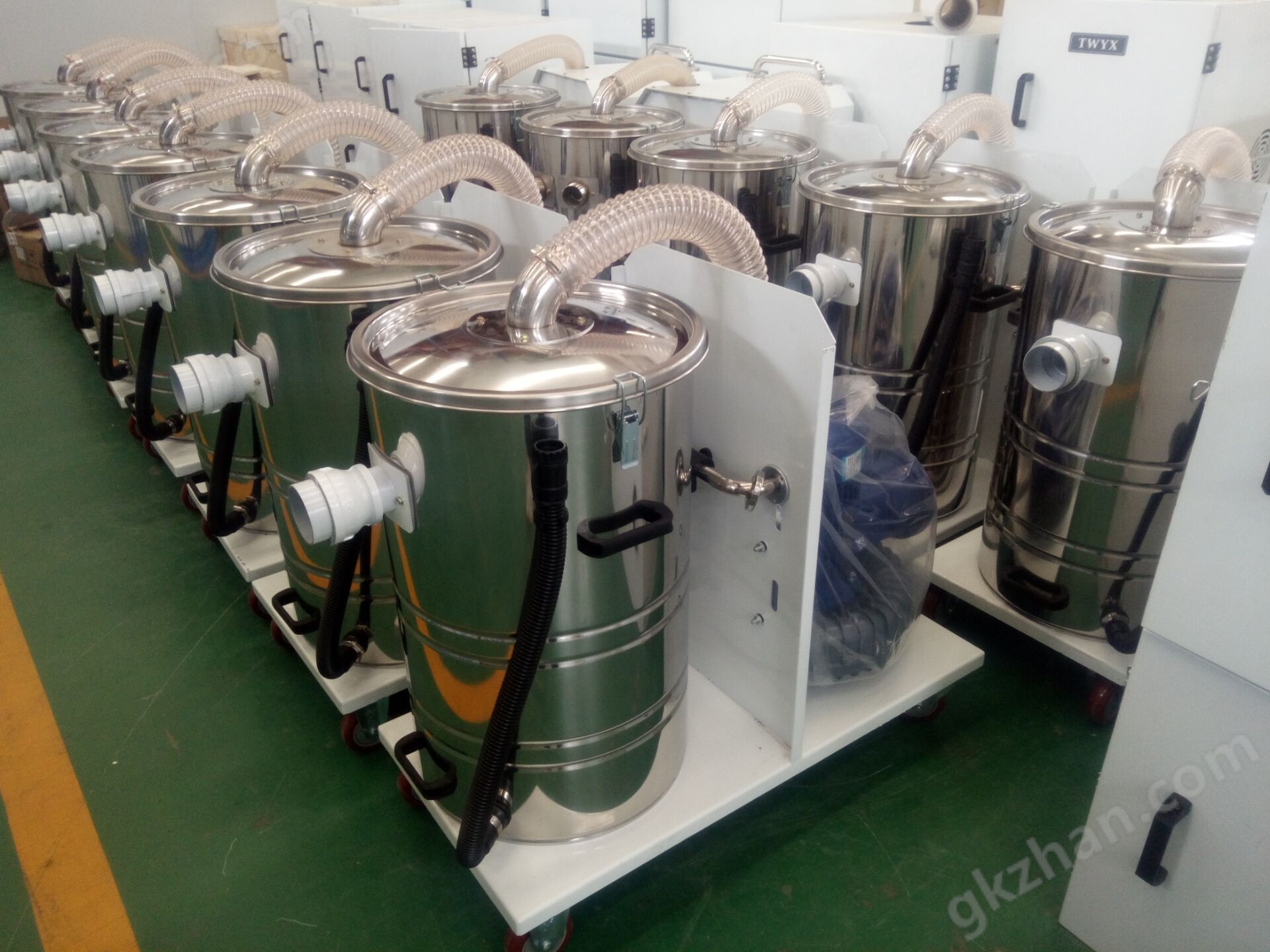 生产厂家工业移动式吸尘器 集尘机 固定式吸尘器 双桶吸尘器示例图17